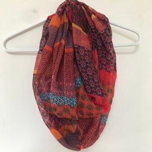 Multicolor Infinite Scarf